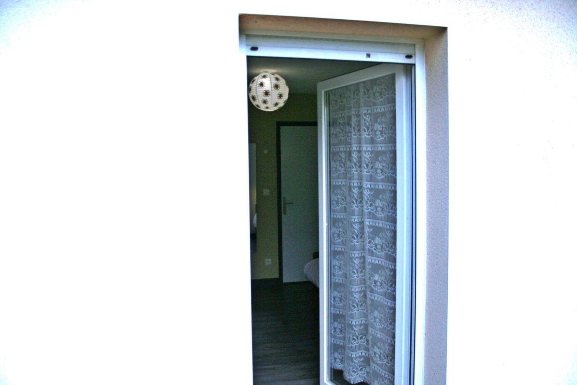Chazelles  Bonabri Vacances - Chambres D'Hotes מראה חיצוני תמונה